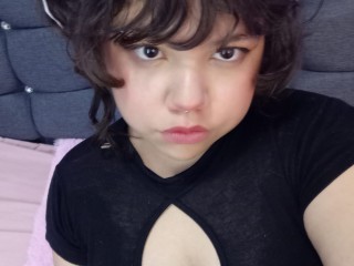 Online jerk off cams for LazyCinnha Lesbian foot fetish